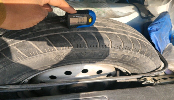 2019 Maruti New Wagon-R LXI CNG 1.0, Petrol, Manual, 72,863 km, tyre