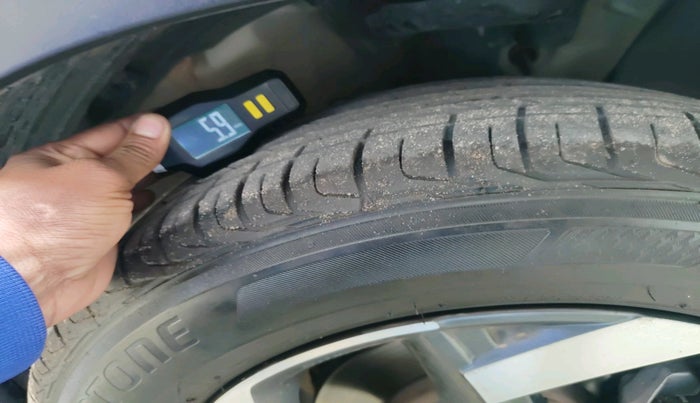 2021 Hyundai VENUE SX PLUS 1.0 TURBO DCT, Petrol, Automatic, 52,535 km, tyre