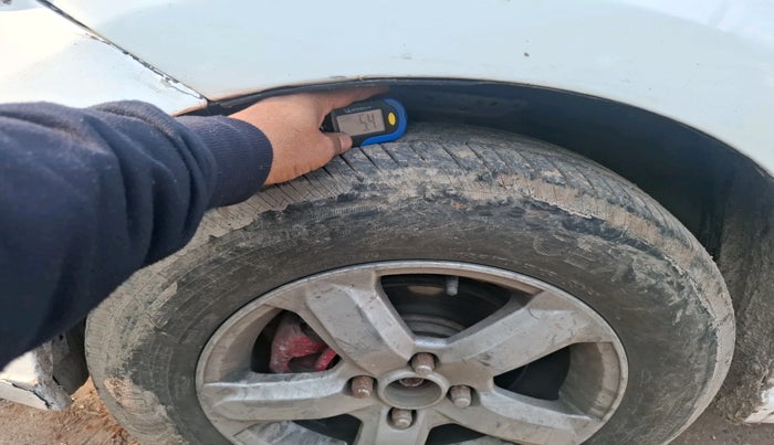 2013 Honda City 1.5L I-VTEC S MT, Petrol, Manual, 1,18,496 km, tyre