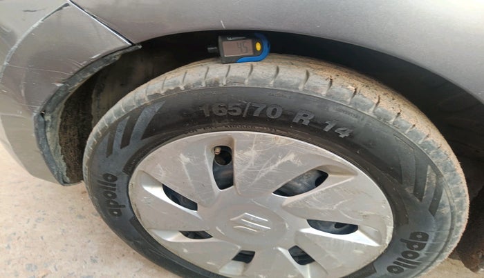 2015 Maruti Celerio ZXI, Petrol, Manual, 1,43,282 km, tyre