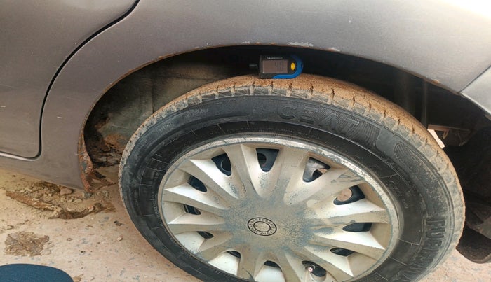 2015 Maruti Celerio ZXI, Petrol, Manual, 1,43,282 km, tyre