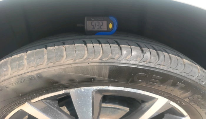 2023 Skoda SLAVIA STYLE 1.0L TSI MT, Petrol, Manual, 18,617 km, tyre