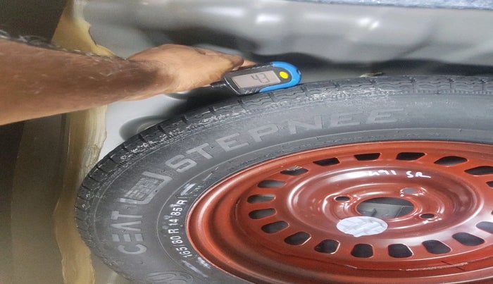 2024 Nissan MAGNITE XV CVT TURBO KURO EDITION , Petrol, Automatic, 2,677 km, tyre