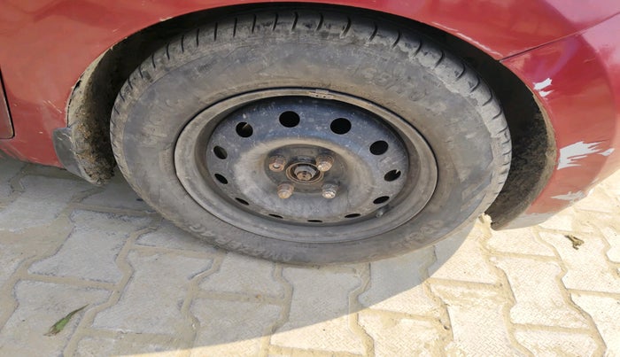 2014 Hyundai Xcent SX 1.1 CRDI (O), Diesel, Manual, 92,300 km, tyre