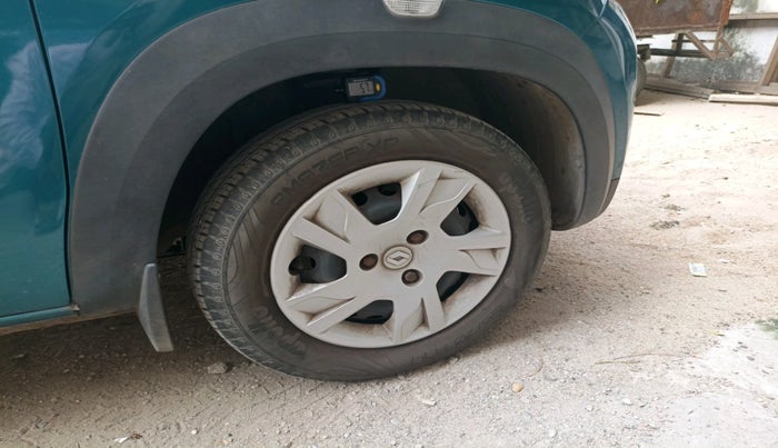 2021 Renault Kwid RXT 1.0 (O), Petrol, Manual, 20,253 km, tyre