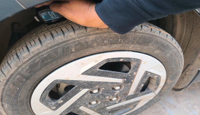 2024 Hyundai GRAND I10 NIOS SPORTZ 1.2 KAPPA VTVT, Petrol, Manual, 4,024 km, tyre