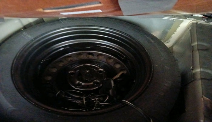 2024 Tata NEXON Smart Plus 1.2 Revotron 6 AMT, Petrol, Automatic, 11,718 km, tyre