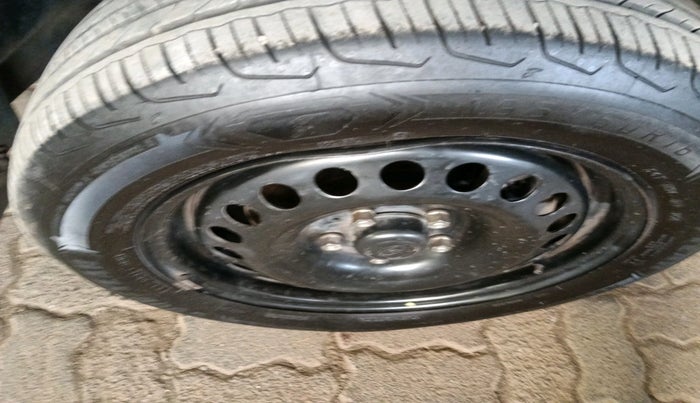 2024 Tata NEXON Smart Plus 1.2 Revotron 6 AMT, Petrol, Automatic, 11,718 km, tyre