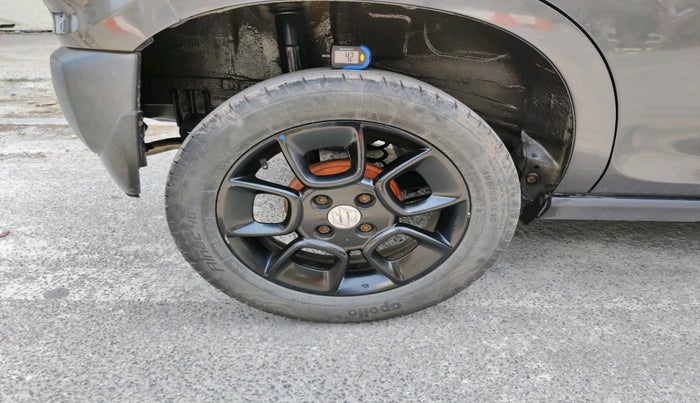 2021 Maruti S PRESSO LXI (O), Petrol, Manual, 55,382 km, tyre