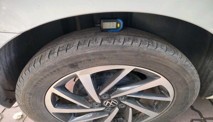 2023 Volkswagen VIRTUS TOPLINE TSI 1.0 MT, Petrol, Manual, 60,959 km, tyre