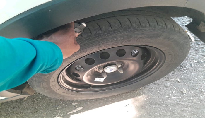 2022 Tata NEXON XZ PLUS PETROL, Petrol, Manual, 1,12,559 km, tyre