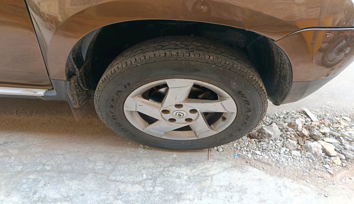 2012 Renault Duster 110 PS RXZ DIESEL, Diesel, Manual, 1,13,948 km, tyre