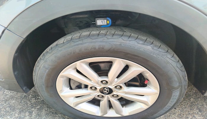 2018 Hyundai Creta SX PLUS 1.6 PETROL, Petrol, Manual, 50,977 km, tyre