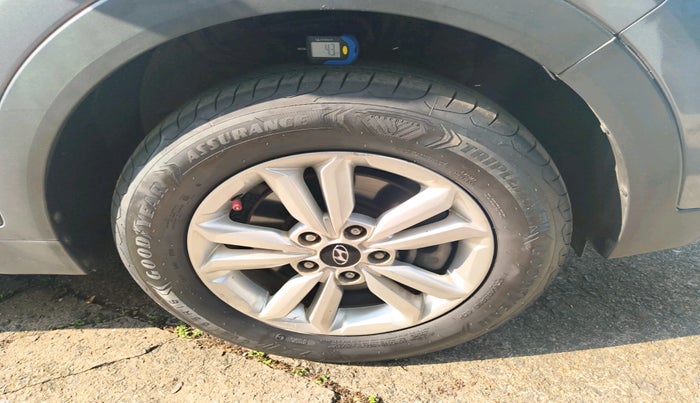 2018 Hyundai Creta SX PLUS 1.6 PETROL, Petrol, Manual, 50,977 km, tyre