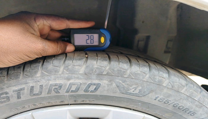 2015 Toyota Etios GD, Diesel, Manual, 3,53,809 km, tyre