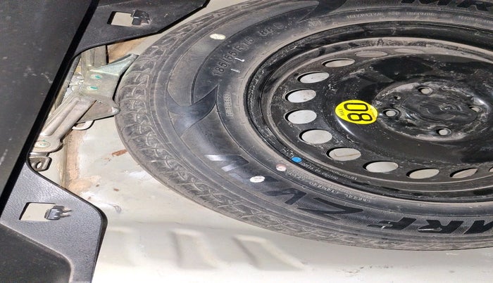 2016 Maruti Baleno ZETA PETROL 1.2, Petrol, Manual, 75,826 km, tyre