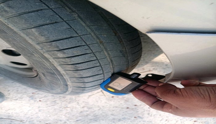 2015 Hyundai i10 MAGNA 1.1, Petrol, Manual, 42,361 km, tyre