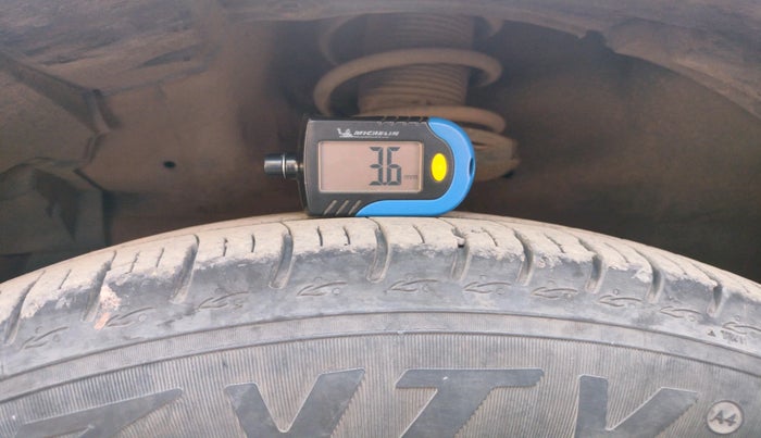 2014 Maruti Swift VXI, Petrol, Manual, 65,213 km, tyre