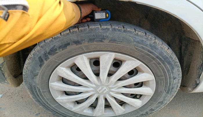 2016 Maruti Swift Dzire VDI ABS, Diesel, Manual, 1,33,975 km, tyre