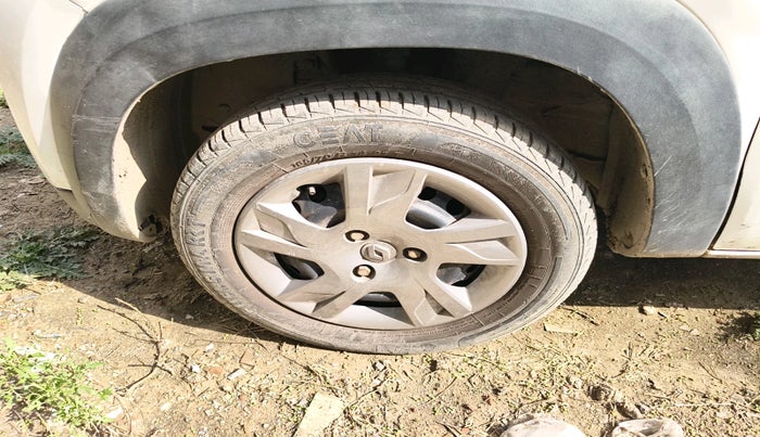 2019 Renault Kwid RXT 1.0 (O), Petrol, Manual, 33,305 km, tyre