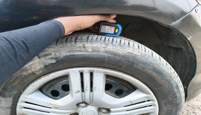 2011 Honda City 1.5L I-VTEC E MT, Petrol, Manual, 1,03,123 km, tyre