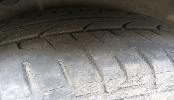 2014 Hyundai Verna FLUIDIC 1.6 VTVT SX, Petrol, Manual, 52,285 km, tyre