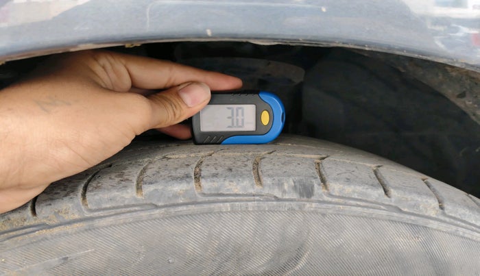 2017 Ford Ecosport TITANIUM 1.5L DIESEL, Diesel, Manual, 1,59,467 km, tyre