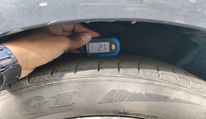 2017 Ford Ecosport TITANIUM 1.5L DIESEL, Diesel, Manual, 1,59,467 km, tyre