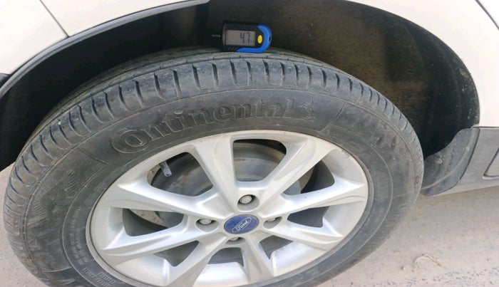 2018 Ford Ecosport TITANIUM 1.5L DIESEL, Diesel, Manual, 64,309 km, tyre