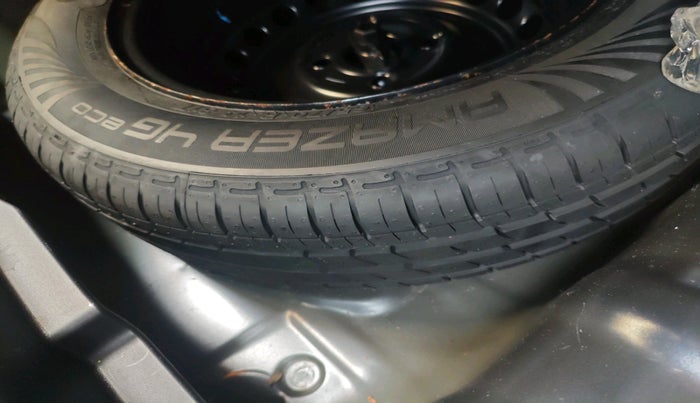 2024 Hyundai EXTER SX(O) 1.2 AMT, Petrol, Automatic, 3,113 km, tyre