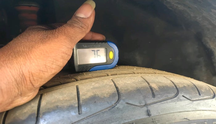 2013 Maruti Swift Dzire ZDI, Diesel, Manual, 53,427 km, tyre