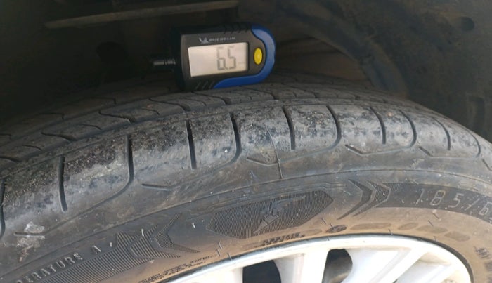 2022 Maruti Dzire ZXI CNG, Petrol, Manual, 58,228 km, tyre