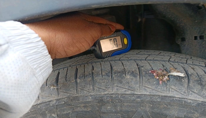 2024 Renault TRIBER RXL MT, Petrol, Manual, 22,341 km, tyre