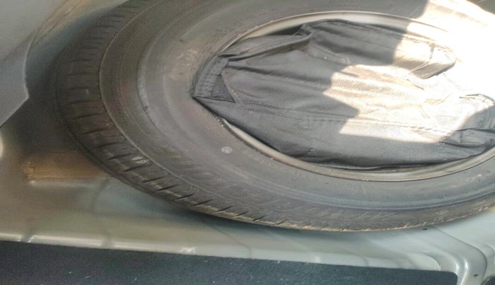 2022 Tata ALTROZ XM PLUS PETROL, Petrol, Manual, 55,270 km, tyre