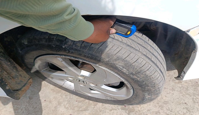 2014 Honda City 1.5L I-DTEC V, Diesel, Manual, 79,380 km, tyre