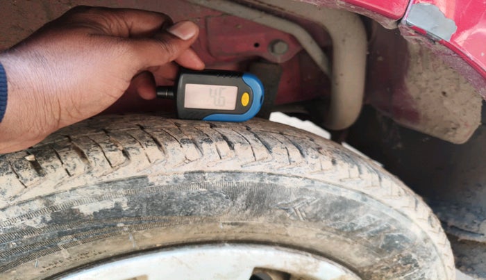 2015 Maruti Wagon R 1.0 LXI, Petrol, Manual, 29,217 km, tyre