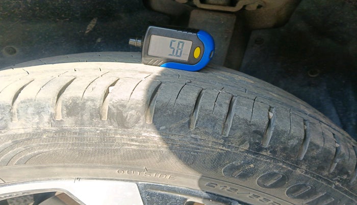 2023 MG HECTOR PLUS SHARP PRO 1.5 PETROL TURBO CVT 6 STR, Petrol, Automatic, 19,710 km, tyre