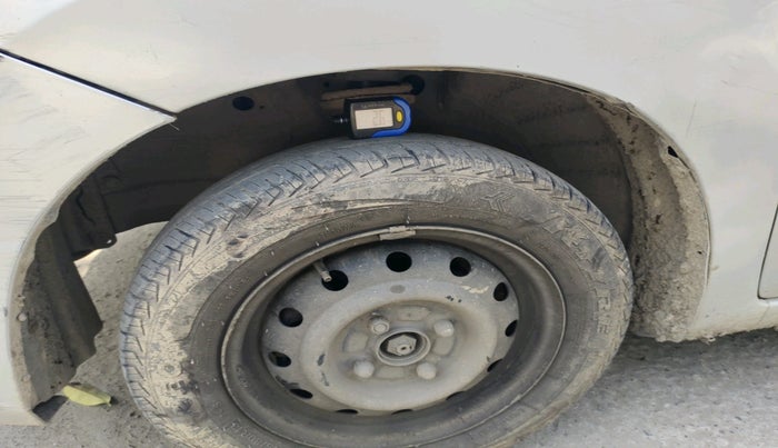 2011 Maruti Wagon R 1.0 LXI CNG, Petrol, Manual, 1,38,230 km, tyre