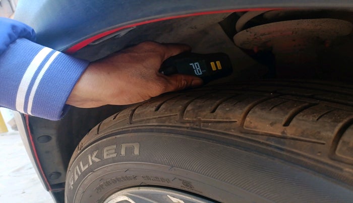 2021 Ford Ecosport TITANIUM 1.5L SPORTS(SUNROOF) DIESEL, Diesel, Manual, 68,051 km, tyre