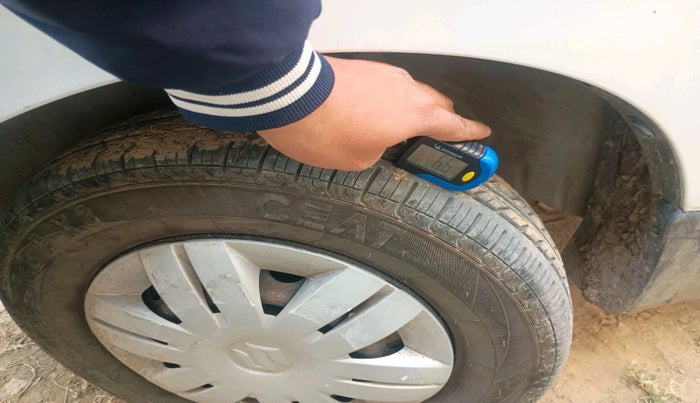 2016 Maruti Alto 800 LXI, Petrol, Manual, 39,687 km, tyre