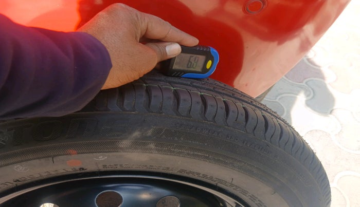 2018 Maruti Swift ZXI PLUS, Petrol, Manual, 1,33,110 km, tyre