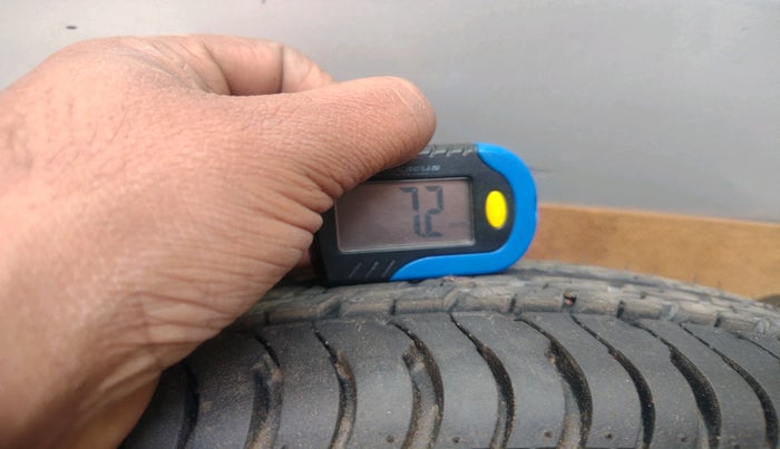 2013 Maruti Alto K10 LXI, Petrol, Manual, 49,233 km, tyre