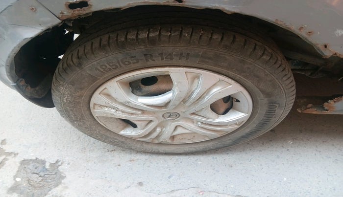 2019 Tata Tiago XT DIESEL, Diesel, Manual, 1,94,984 km, tyre