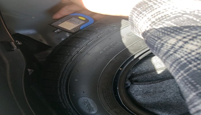 2023 KIA SONET HTX 1.0 DCT, Petrol, Automatic, 20,600 km, tyre