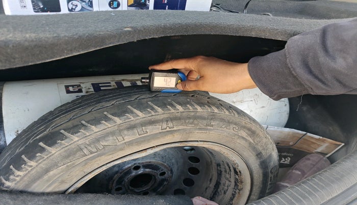 2013 Hyundai Grand i10 SPORTZ 1.2 KAPPA VTVT, Petrol, Manual, 1,42,993 km, tyre