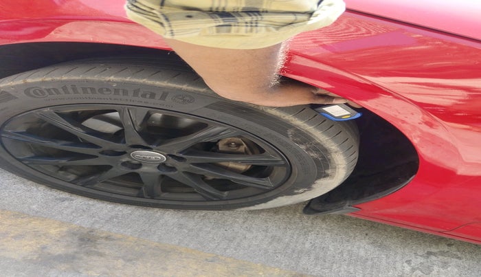 2017 Audi A4 35 TDI Technology, Diesel, Automatic, 2,37,061 km, tyre