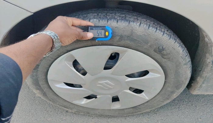 2014 Maruti Celerio VXI, Petrol, Manual, 57,151 km, tyre