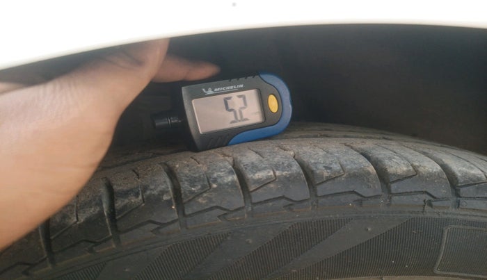 2019 Hyundai Verna 1.4 EX PETROL, Petrol, Manual, 62,878 km, tyre