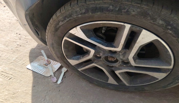 2022 Tata Tiago XZA PLUS PETROL, Petrol, Automatic, 30,004 km, tyre