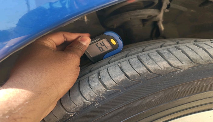 2020 Ford Ecosport TITANIUM 1.5L PETROL AT, Petrol, Automatic, 1,01,714 km, tyre